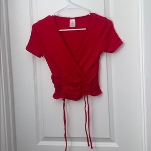V neck red adjustable bottom
